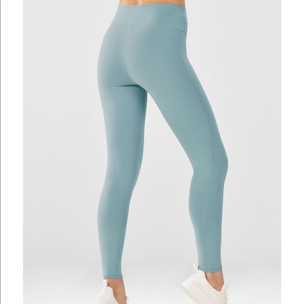 Fabletics lisette high waisted 7/8 Capri